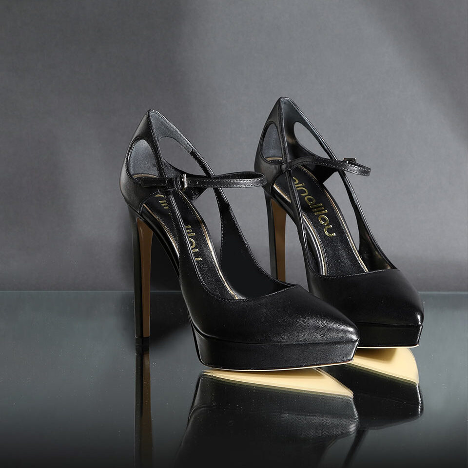 サンダル・ミュール NINALILOU SS25 Heeled shoes (351253 VERNICE NERA) Sandal whit heel Nero Ninalilou - Le Follie Shop